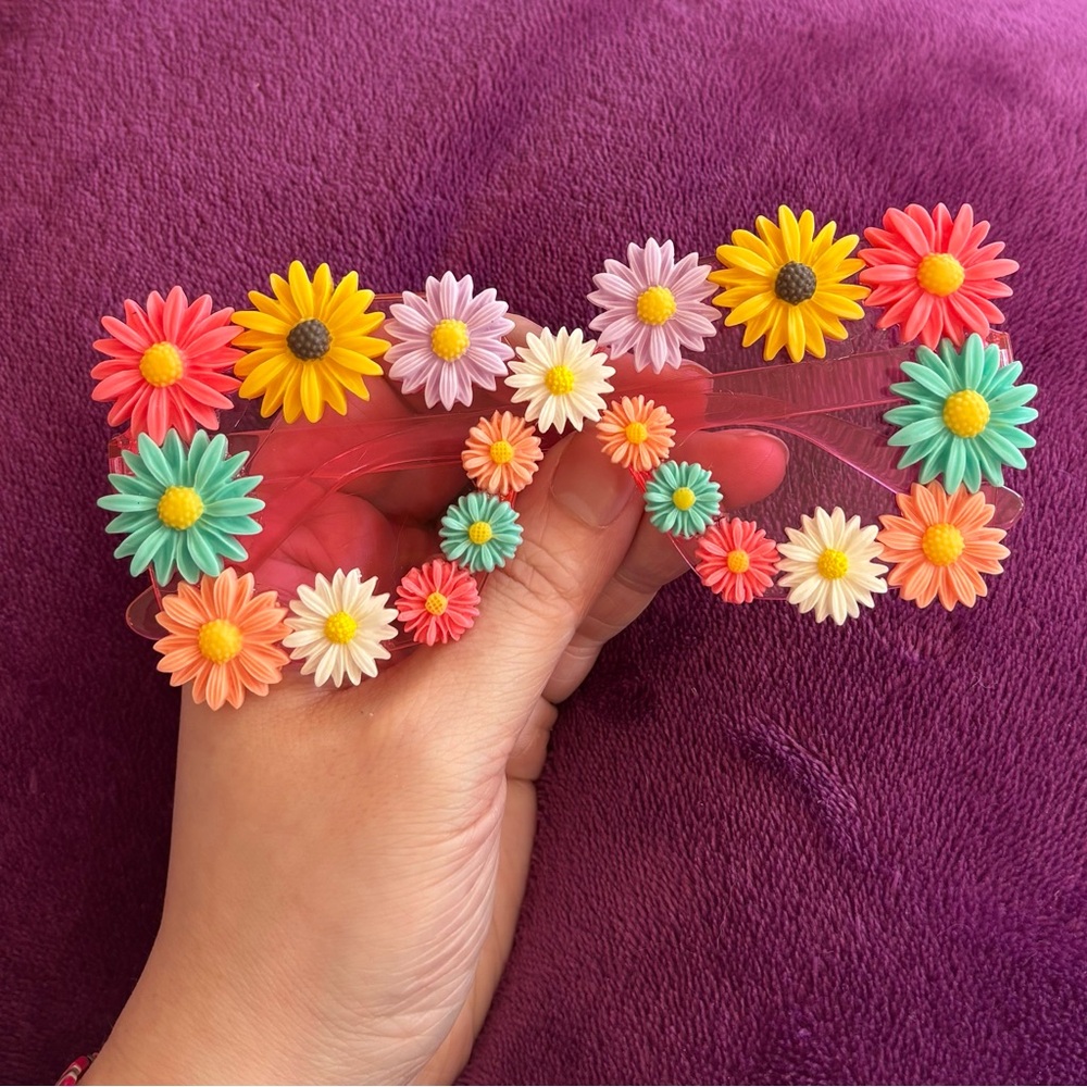 Colorful Flower Sunglasses Pink Lenses